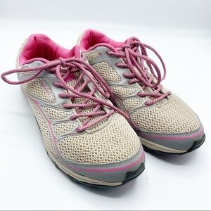 Merrell Pink Womens Mont Mavis Cosmos size 9.5